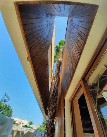 Façade contemporaine habillée de bois